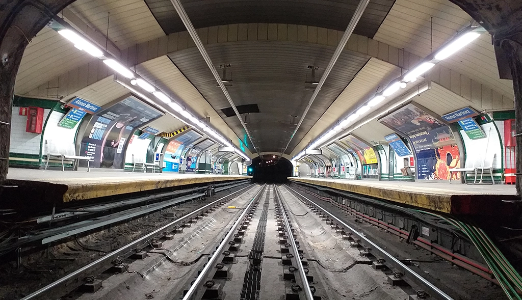 Rigid Catenary on Line 4 Metro de Madrid