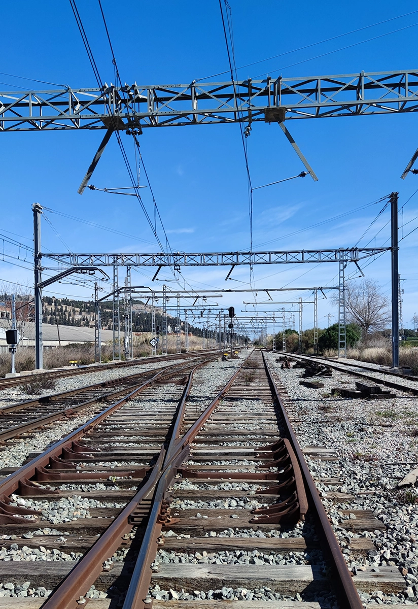 Adaptation of Can Tunis station, platform, track and electrification